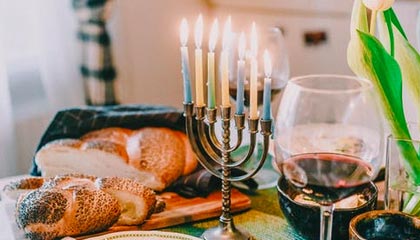 kaiyun体育app-社交媒体热议：谁是本赛季最耀眼的车手？